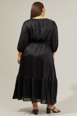 Carmine Solid Midi Dress Curve - BLACK