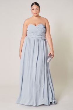 Beloved Ruched Sweetheart Convertible Dress Curve - Baby Blue